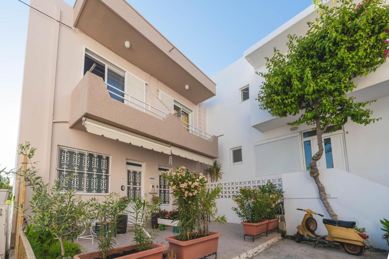 Jaana & Akis Holiday Home 1&2, Haraki Exterior photo